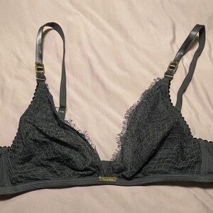 Calvin Klein Textured Lace Bra
